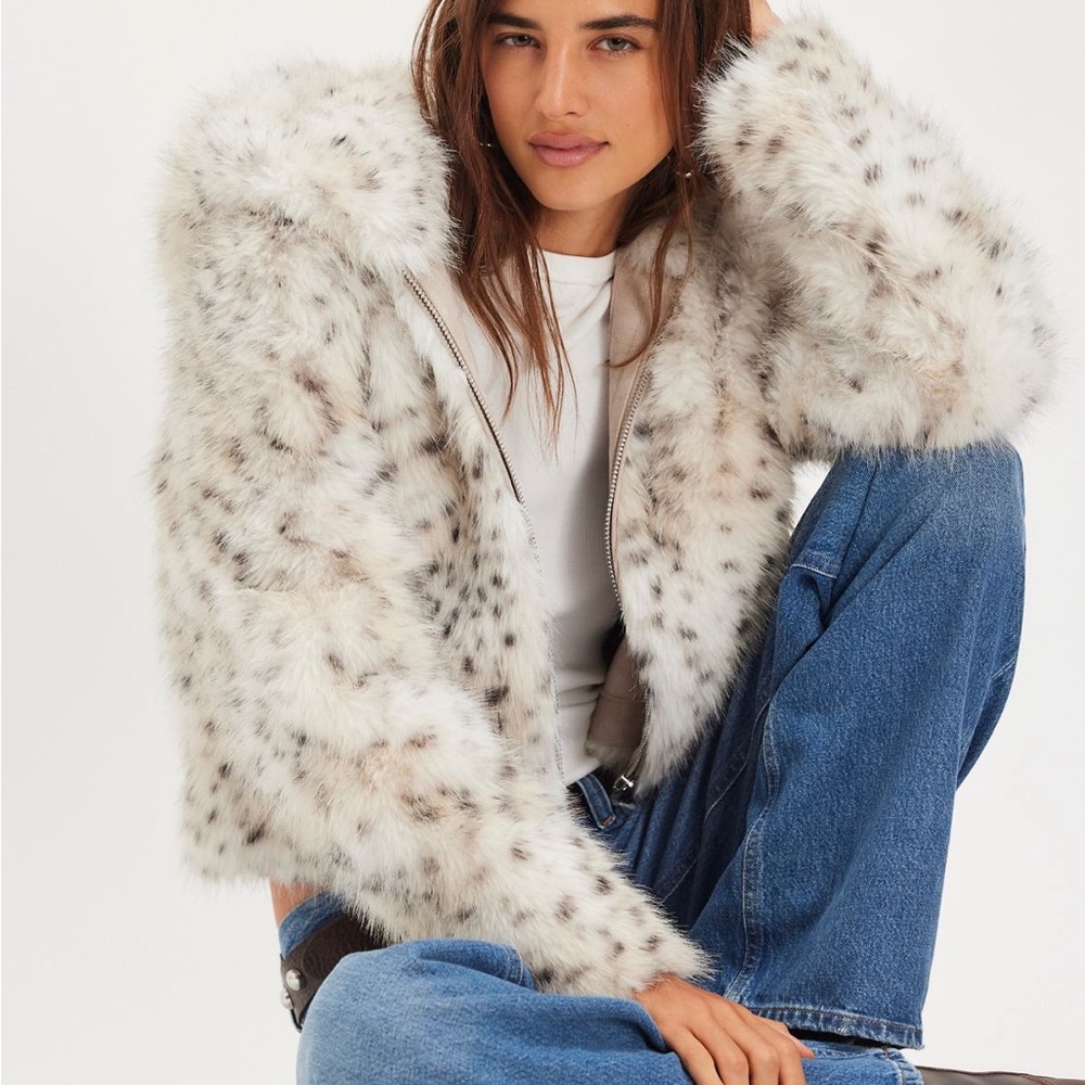 Faux Fur Spotted Cream Jacket